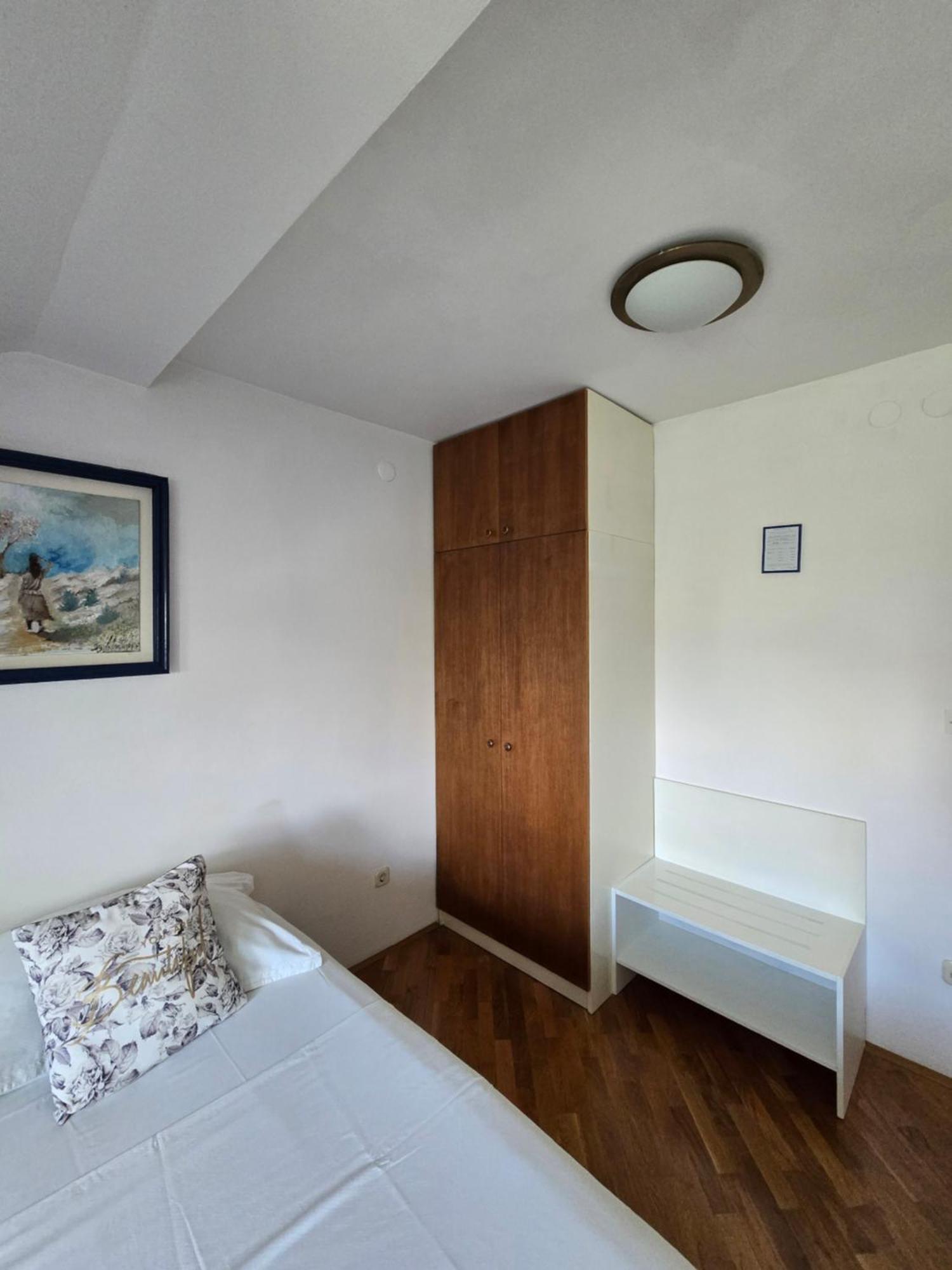 Lux Guest house 3*